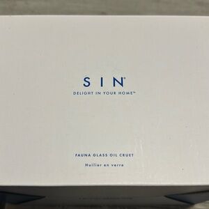 SIN Fauna Clear Glass Oil Cruet Full Size New NIB